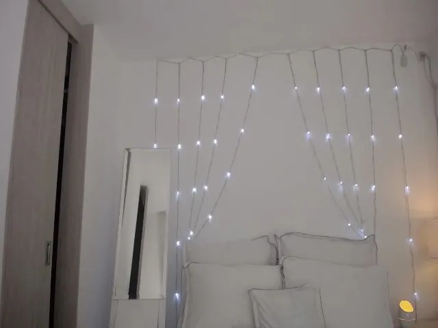 Live sex webcam photo for Marianviolet #262512747