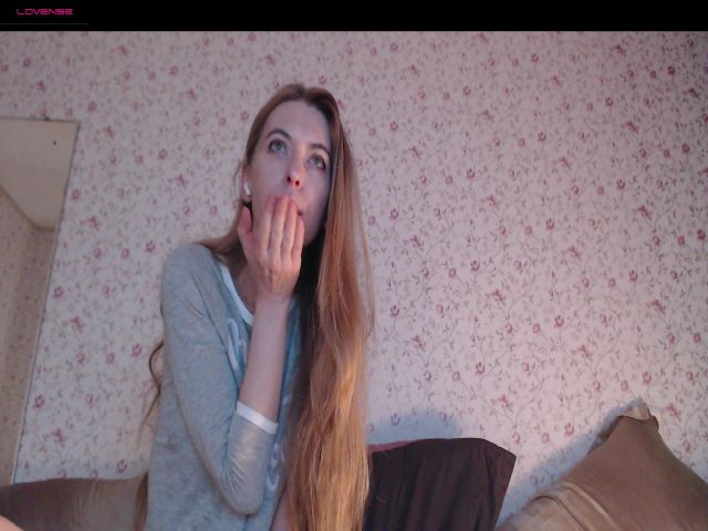 Live sex webcam photo for Miss_123_ #253013772