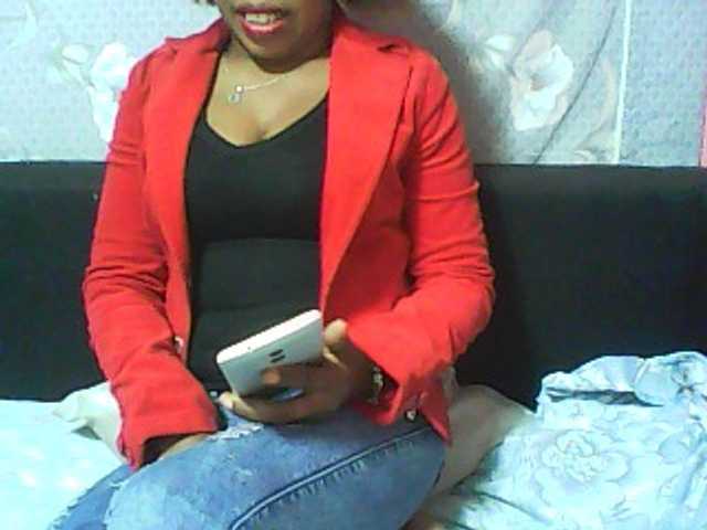 Live sex webcam photo for jojosquirt #259251909