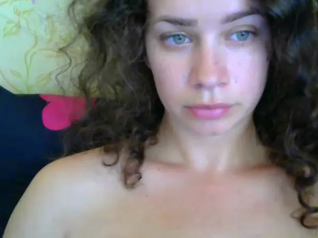 Live sex webcam photo for SofiAmeli #254115296