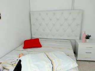 Live sex webcam photo for Jhoanadias #240666011