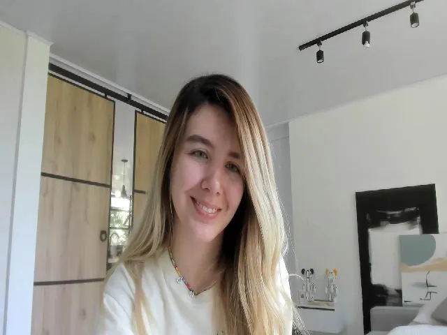 Live sex webcam photo for LauraVega #262742731