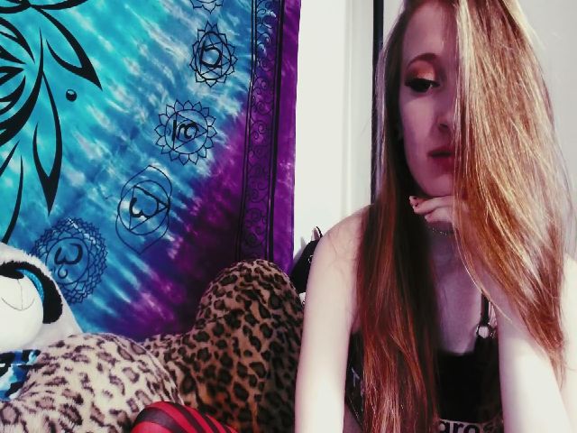 Live sex webcam photo for H3llok1tty #253714861