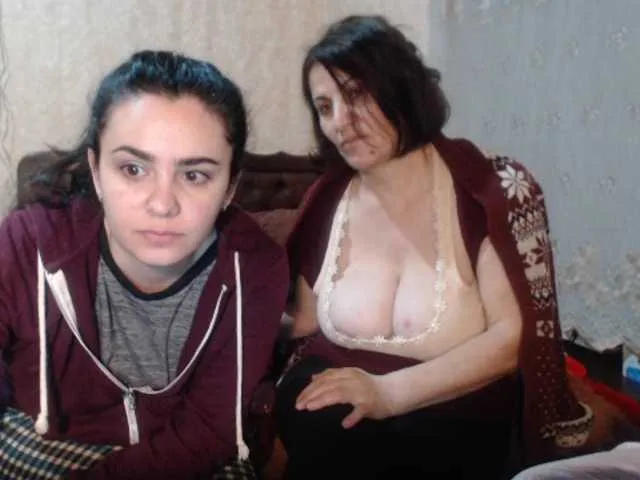 Live sex webcam photo for Katernia48 #241127673