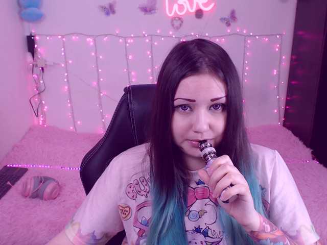 Live sex webcam photo for LittleKitsune #241197800