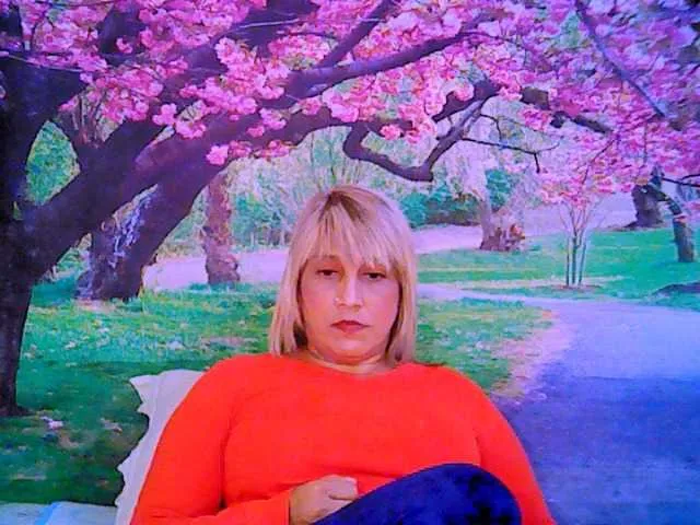 Live sex webcam photo for indianroxy #287933238