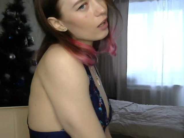 Live sex webcam photo for DearWanderer #240975193
