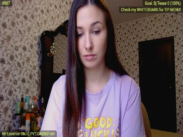 Live sex webcam photo for RosieRosa #263554210