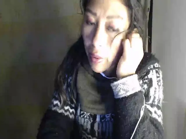 Live sex webcam photo for CHILENITAHOT #256649001