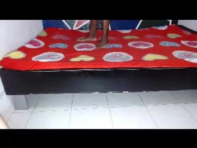 Live sex webcam photo for ElenaThreesom #255313360