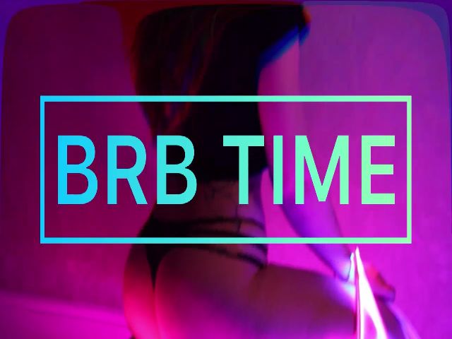 Live sex webcam photo for LisaMellow #264546162