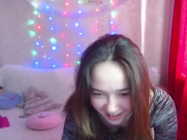 Live sex webcam photo for UnicornsLove #241381807