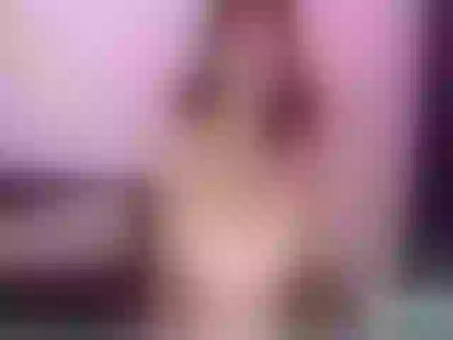 Live sex webcam photo for MaiiAngel #254030940