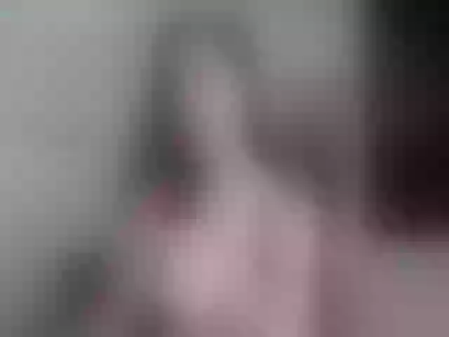 Live sex webcam photo for Evelynevi #262897707