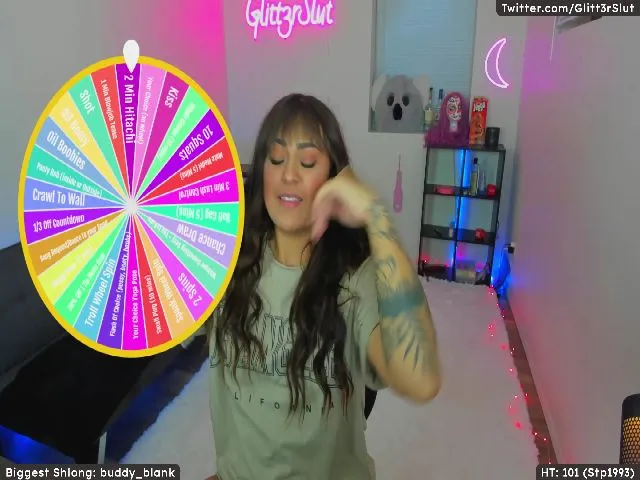 Live sex webcam photo for Glitt3rSlut #258380807
