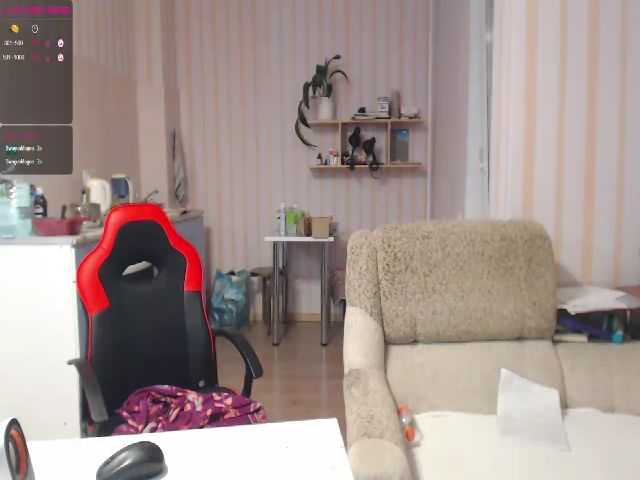 Live sex webcam photo for DinaGreen #255409548