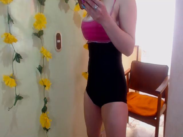 Live sex webcam photo for SHAYRA_ #255690227