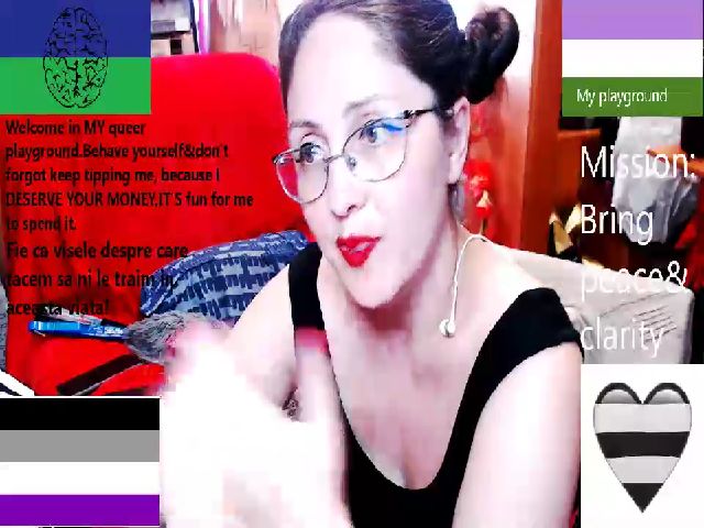 Live sex webcam photo for ImperatrizaS #262093450