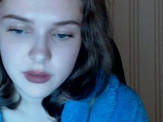 Live sex webcam photo for LittleShyGirl #240834091