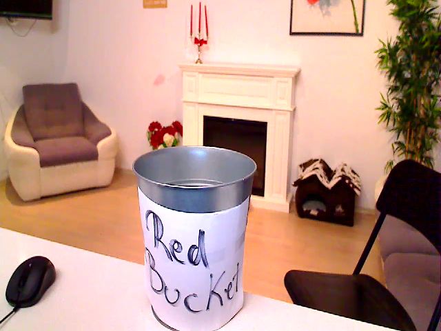 Live sex webcam photo for PoppyNaked #254700758