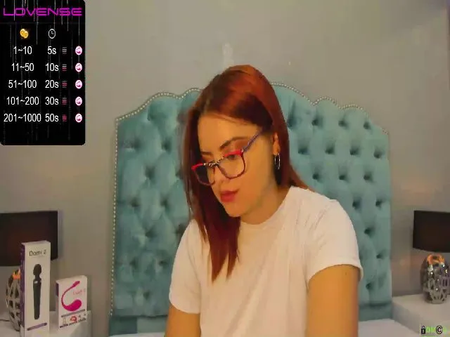 Live sex webcam photo for Esmeralda_R #256112717