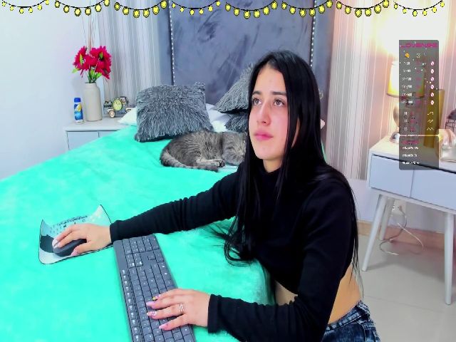 Live sex webcam photo for KallyMyller #255805457