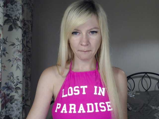 Live sex webcam photo for ParadiseAlina #287919695