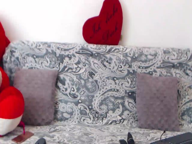 Live sex webcam photo for LayllaDean #255517459