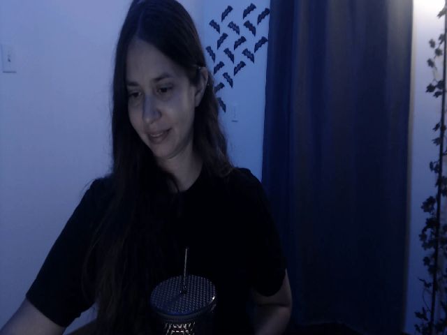 Live sex webcam photo for LadyMarceline #264651013