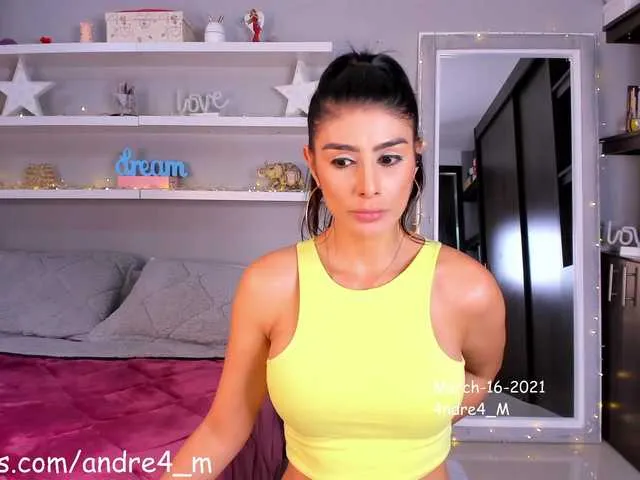 Live sex webcam photo for Meegan #241232430