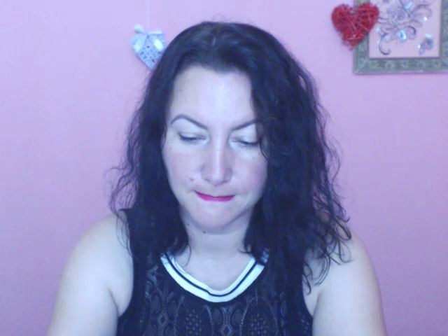 Live sex webcam photo for LexiFox_ #260530622