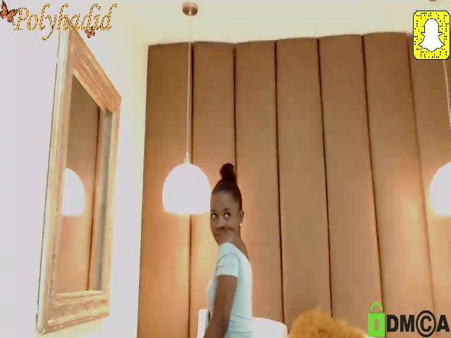 Live sex webcam photo for Polyhadid #254821222