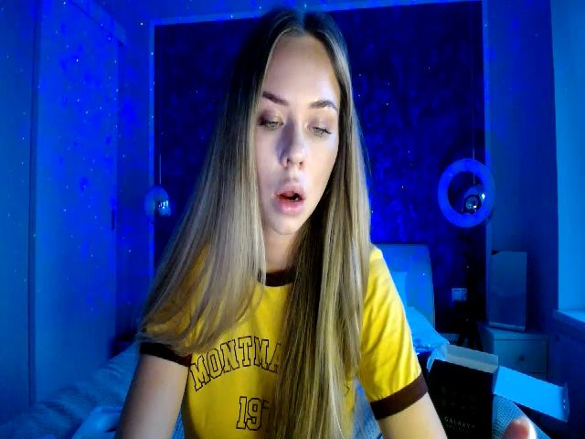 Live sex webcam photo for Linda_0nline #253862296