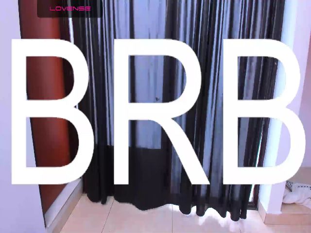 Live sex webcam photo for CurvyBlue #253925377