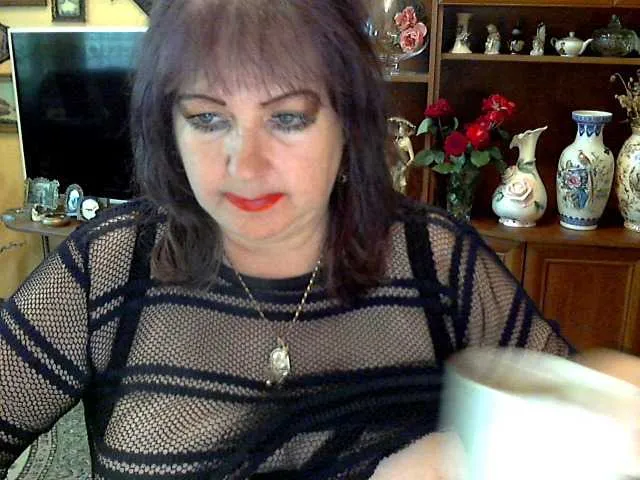 Live sex webcam photo for ElenaZed #287984979