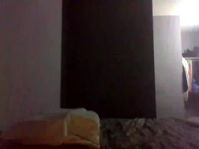 Live sex webcam photo for Oricle #265467411