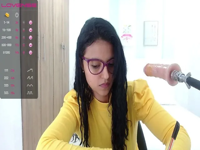 Live sex webcam photo for Lily_Evanx #265503198