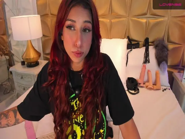 Live sex webcam photo for CandyLaw_ #256315144