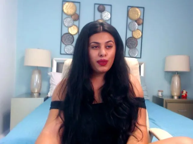 Live sex webcam photo for HeidiCutie #255251580
