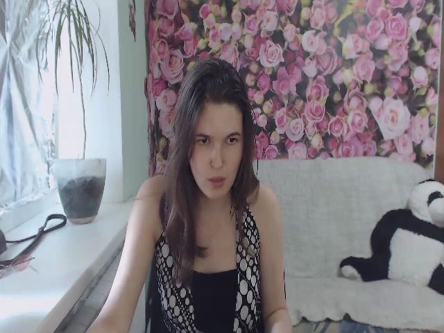 Live sex webcam photo for LiliBrendon #252802389