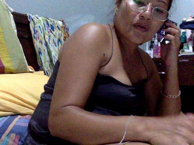 Live sex webcam photo for classygirl #241330574