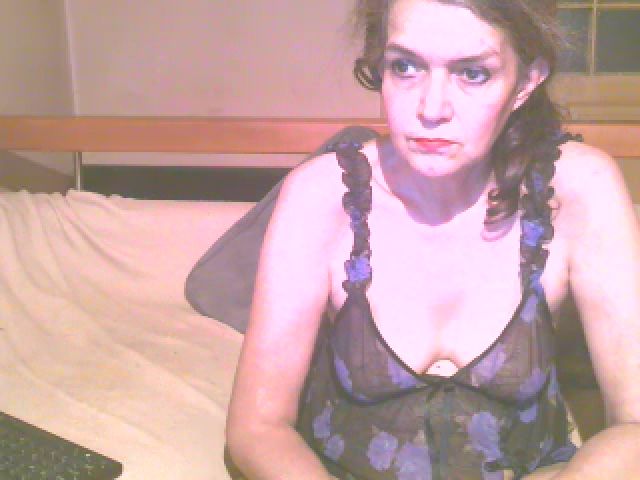 Live sex webcam photo for Lili_Mari69 #252538199