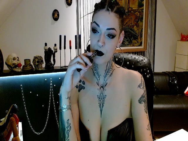 Live sex webcam photo for DaemonInk #253180603