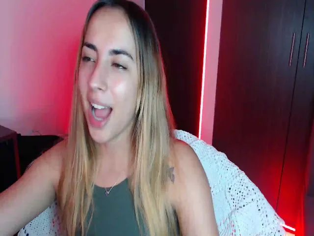 Live sex webcam photo for April_dew #261020130