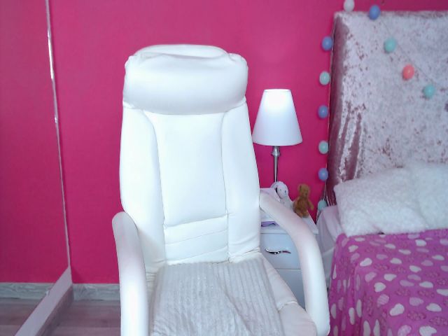 Live sex webcam photo for Aby_williams #264010873