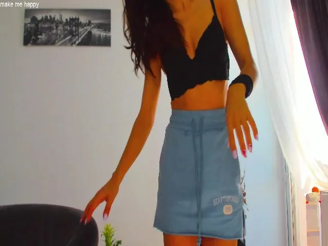 Live sex webcam photo for Roses_dream #252402555