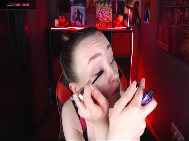 Live sex webcam photo for KateGreen #264098787