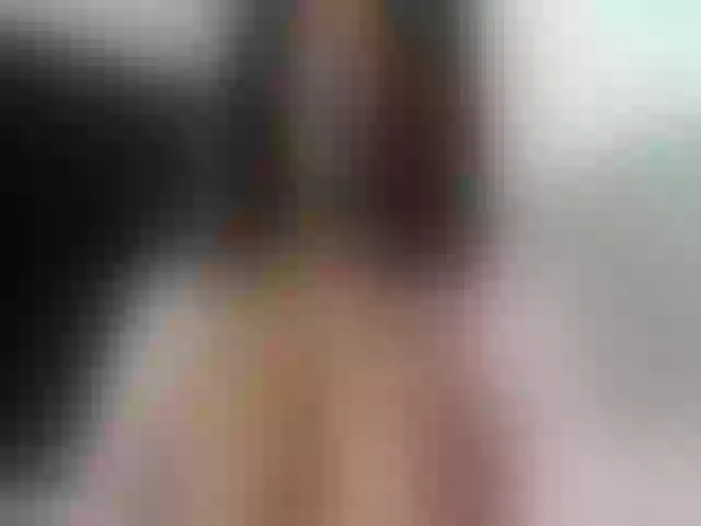 Live sex webcam photo for SexiCanela99 #260824376