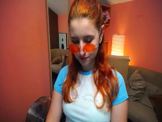 Live sex webcam photo for LunaFoxy #257586672