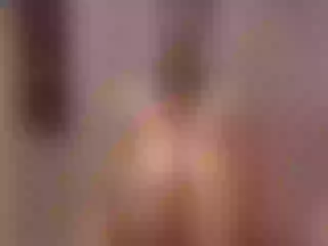 Live sex webcam photo for Africanbusty #261593576